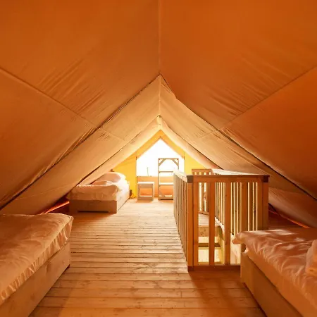 Dutchen Erfgoedpark De Hoop Glamping Luxe tent Uitgeest