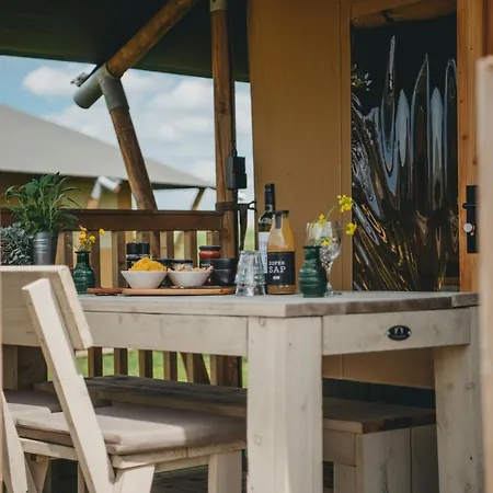 Dutchen Erfgoedpark De Hoop Glamping Uitgeest